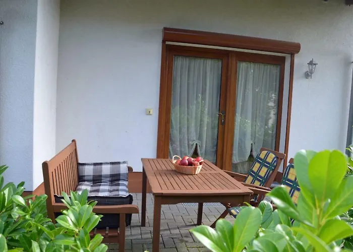 Ferienwohnanlage Jan * Neuendorf (Saal)